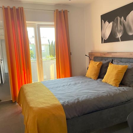 Valkane Beach Apartments Pola Esterno foto