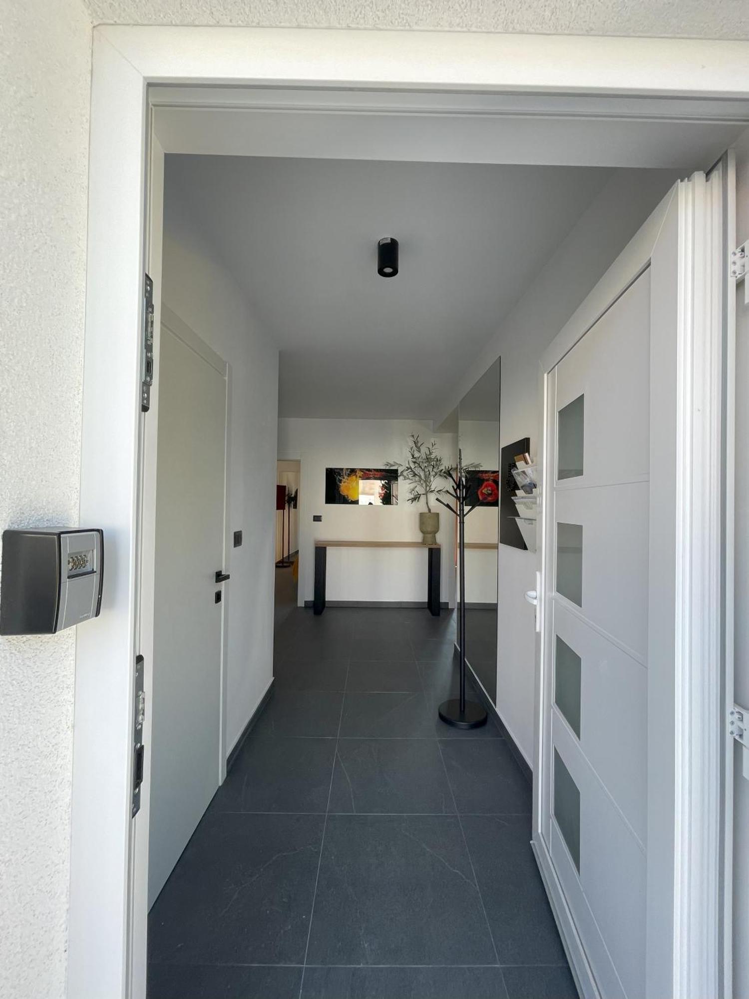 Valkane Beach Apartments Pola Esterno foto