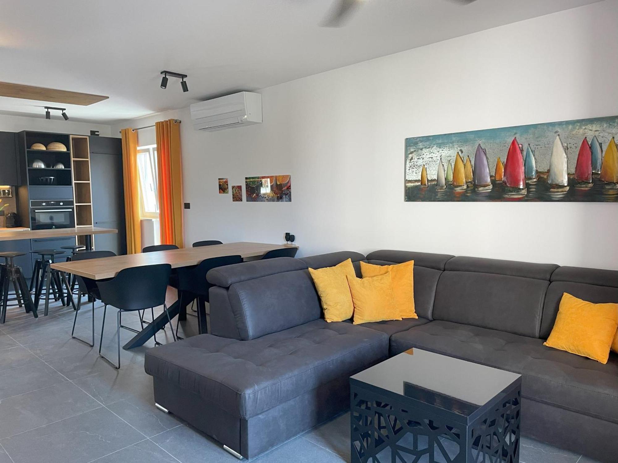 Valkane Beach Apartments Pola Esterno foto
